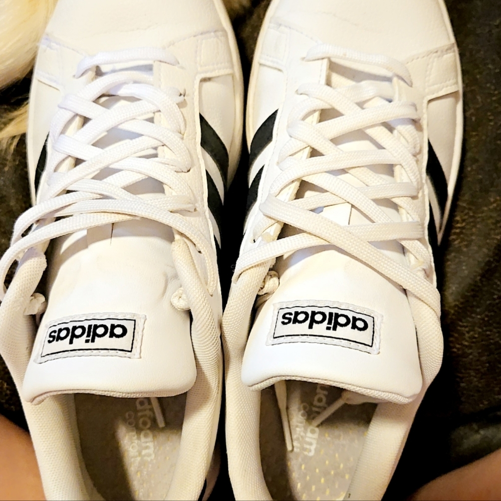 Adidas - Picture 3 of 3